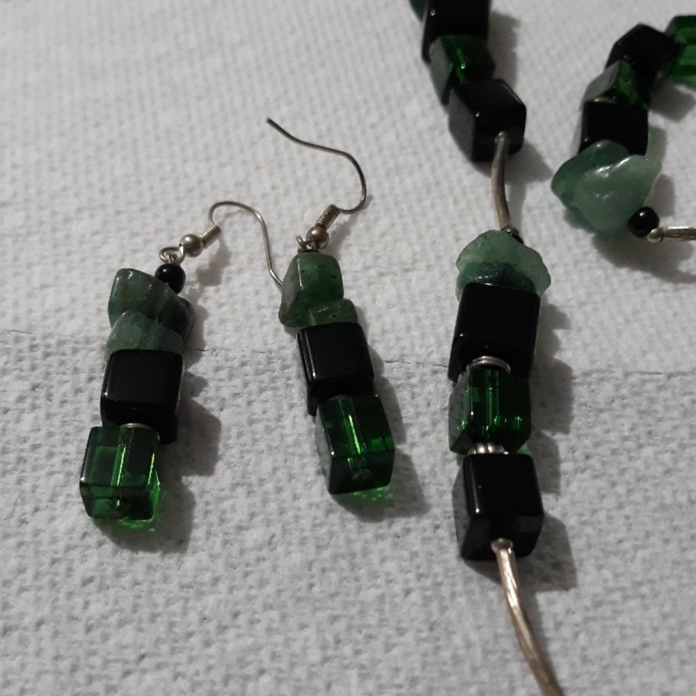 Jade jewlery set - Picture 4 of 5